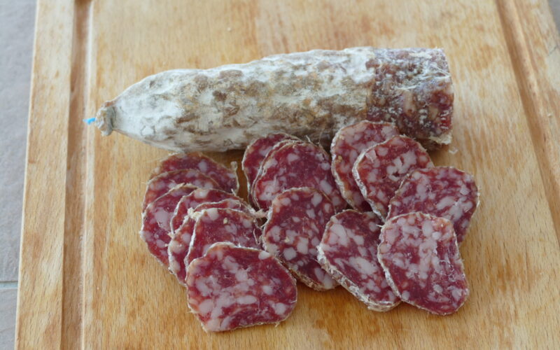 Salami vom Kräuterschwein